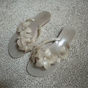 Melissa women’s slipper size 8